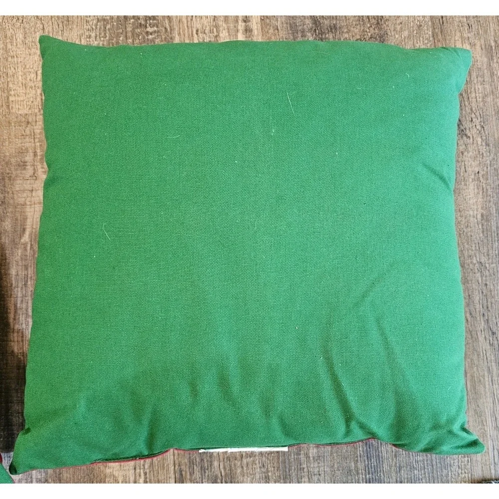 Christmas Throw Pillows Set Of 2 Winter Hat Holiday Decor Farmhouse Cottage Cozy